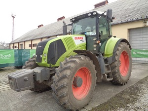 Claas Axion 820